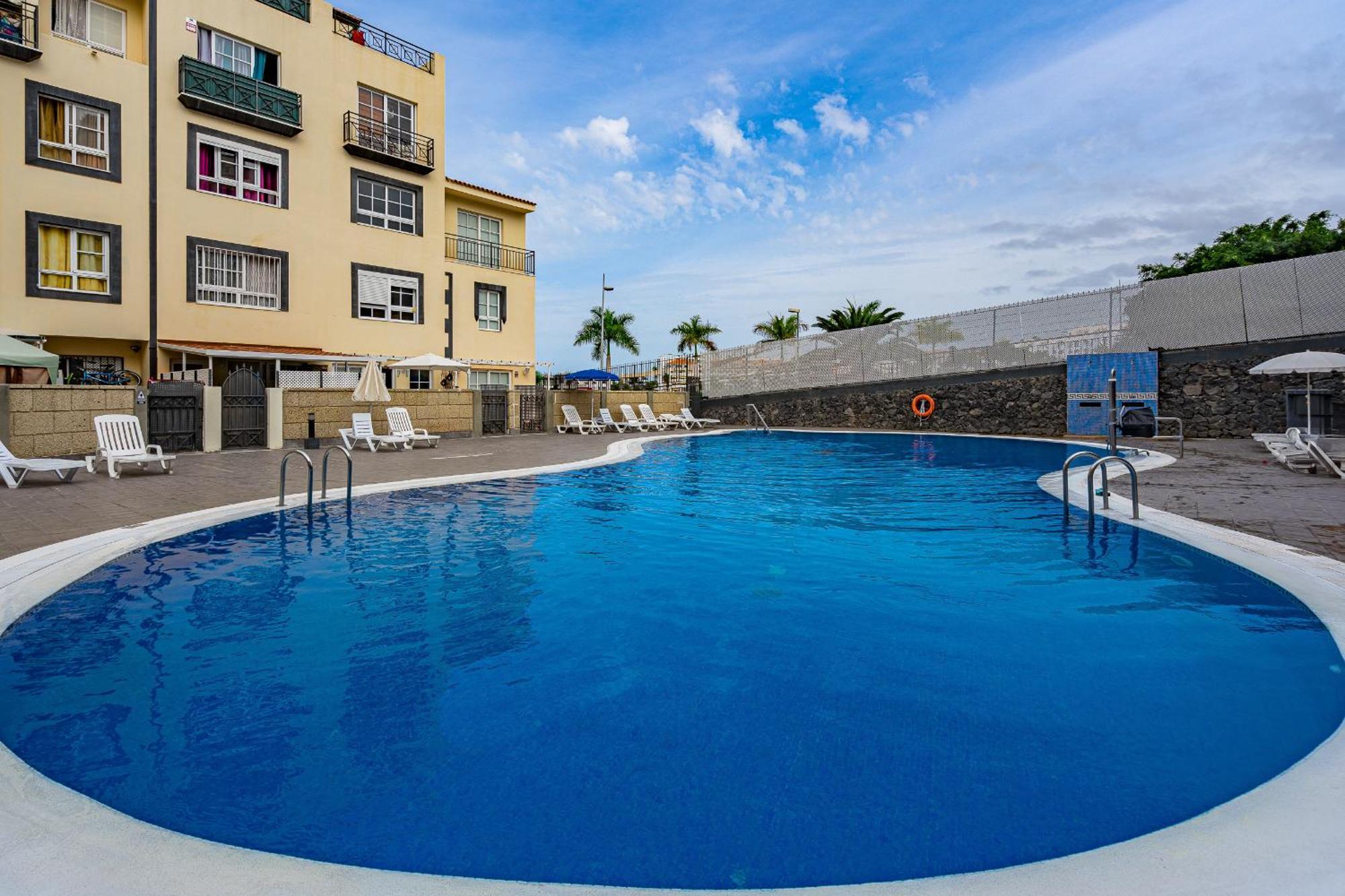 Tropical Views By Sunkeyrents Apartment Каляо Салвахе Екстериор снимка